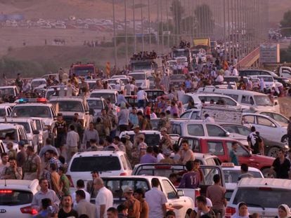 Iraqu&iacute;es desplazados a Erbil (norte de Irak) el pasado domingo, despu&eacute;s de que el EI atacara sus ciudades