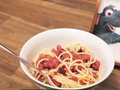 Espaguetis con tomate en versión ensalada