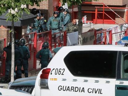 Guardias civiles, durante una detenci&oacute;n en la Comunidad de Madrid.