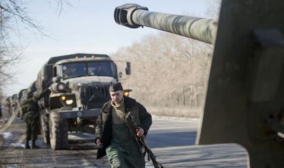Combatientes separatistas, este martes a las afueras de Donetsk. 