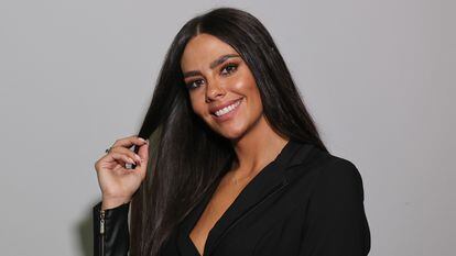 La presentadora televisiva Cristina Pedroche en los estudios de la productora Globomedia, en diciembre de 2021.