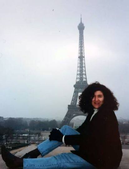 Gema, con 23 años, cuando visitó París a raíz de querer dedicarse a la moda.
