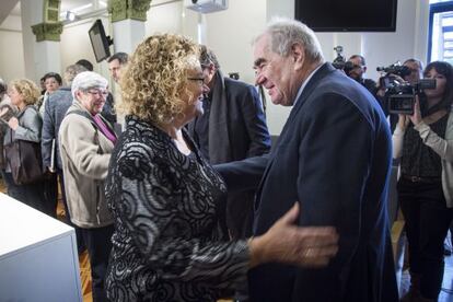 Marina Geli saluda l'exconseller Ernest Maragall en la presentació del nou partit.