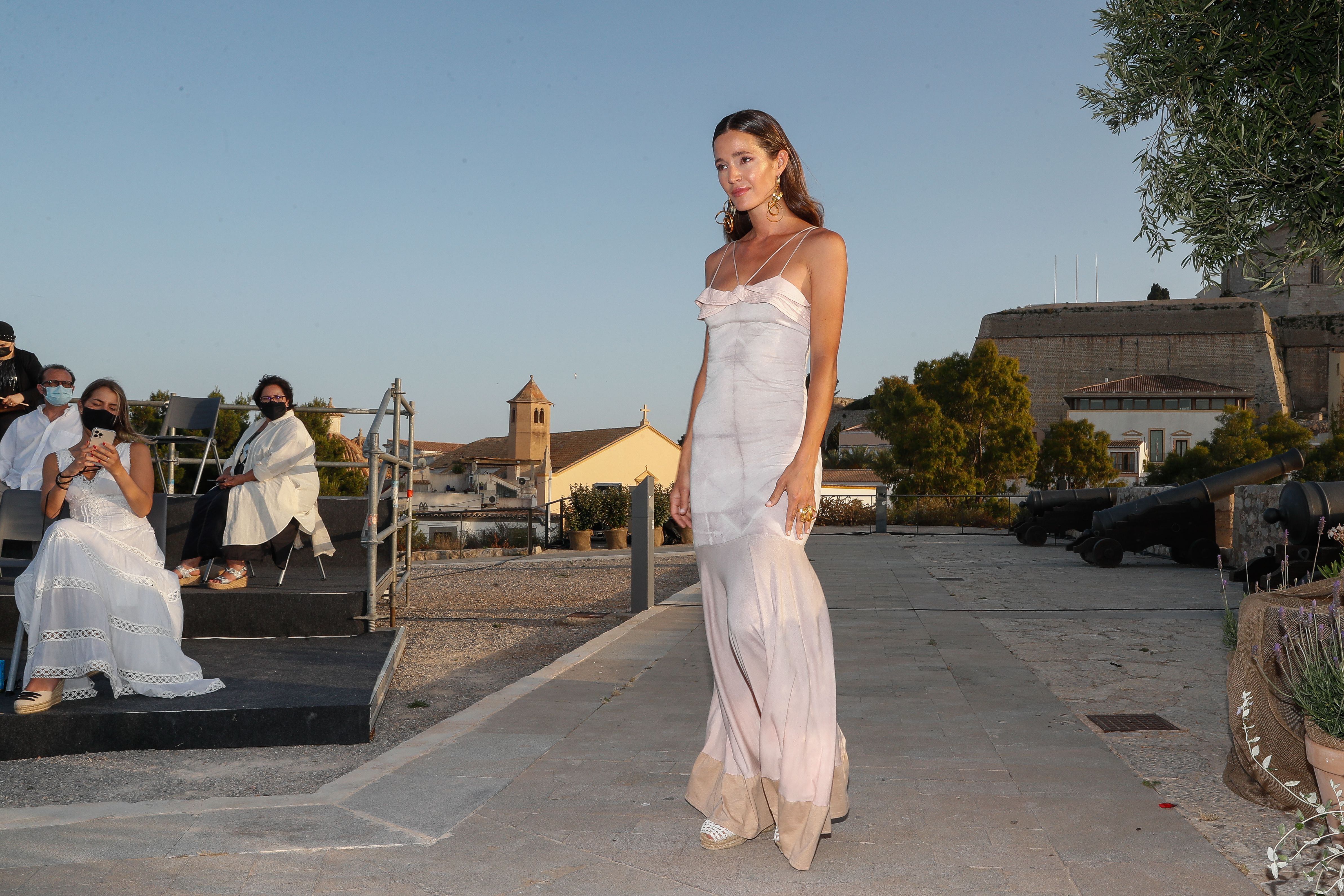 Malena Coste, en un momento de la pasarela Adlib de Ibiza 2021, el 12 de junio de 2021.