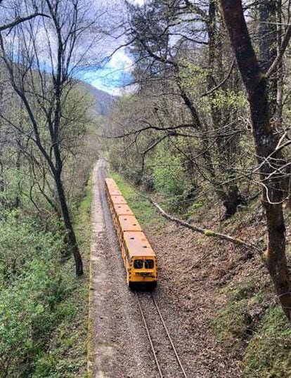 Tren minero del Ecomuseo Minero Valle de Samuño, cerca de Langreo (Asturias).