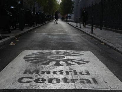 Señalización de Madrid Central, área donde se restringen las emisiones. 