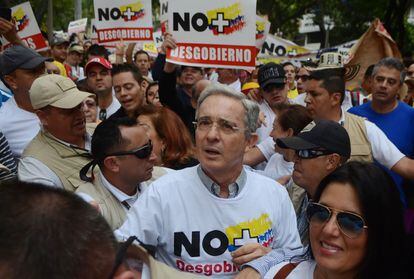 Uribe, durante la manifestaci&oacute;n en Medell&iacute;n. 
