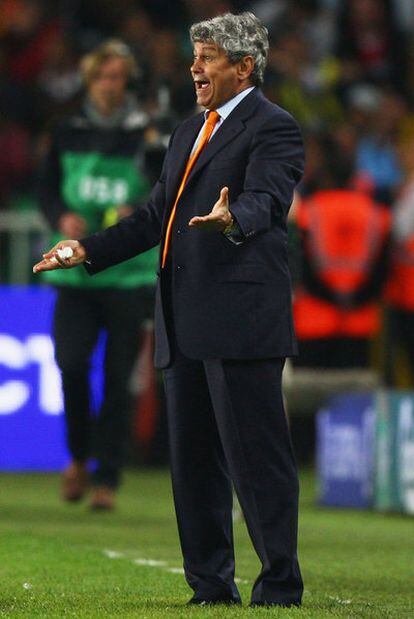 Mircea Lucescu, en un partido contra el Werder Bremen.