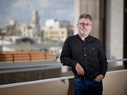 Eduardo Guillot, en la sede de la SER y de EL PAÍS en Valencia este lunes.