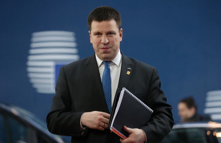 Jüri Ratas, a su llegada a una cumbre en Bruselas en febrero de 2020.