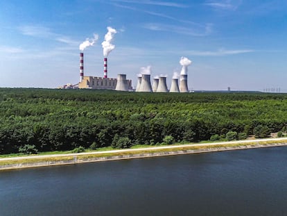 Central de carbón de Belchatow, la instalación que más CO₂ emite de la UE.