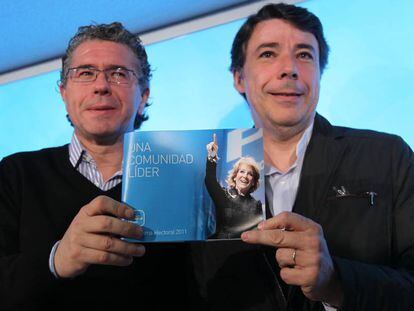 Francisco Granados (izquierda) e Ignacio Gonz&aacute;lez presentan el programa del PP de Madrid para las auton&oacute;micas de 2011.