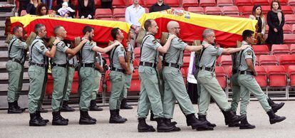 Funeral de los tres suboficiales fallecidos en Viator (Almería), en 2013.