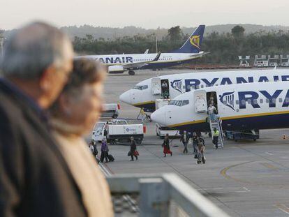 La compa&ntilde;&iacute;a de bajo coste Ryanair es una de las que m&aacute;s reclamaciones acumula. 