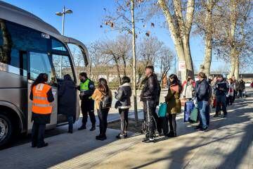 Parada de autobuses provisional entre Caldes de Malavella y Girona.