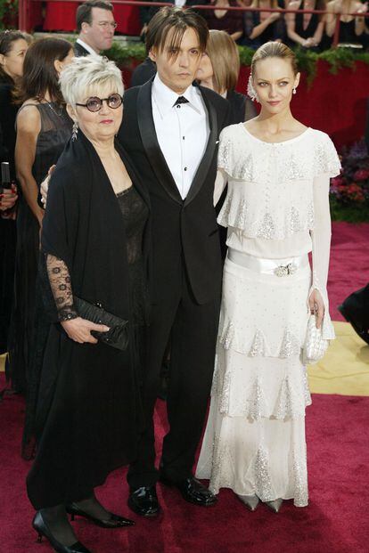 Vanessa se llevaba muy bien con su suegra, Betty Sue Palmer. Así se presentaron los tres en el festival de Cannes en 2004.