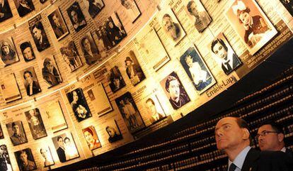 El primer ministro italiano, Silvio Berlusconi, visita hoy el Museo del Holocausto (Yad Vashem) en Jerusalén