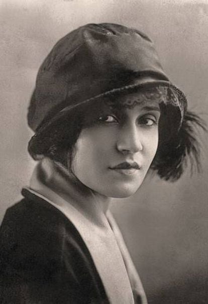 Retrato de Tina Modotti y bodegón fechado entre 1928 y 1929.
