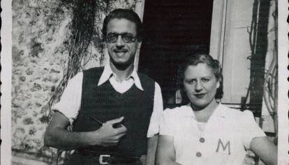 Armand Obiols i Mercè Rodoreda a França, en una fotografia del 1939.