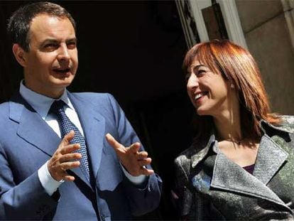 José Luis Rodríguez Zapatero y Begoña Lasagabaster, ayer en La Moncloa.