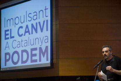 Raimundo Viejo, durante la presentación de su manifiesto.