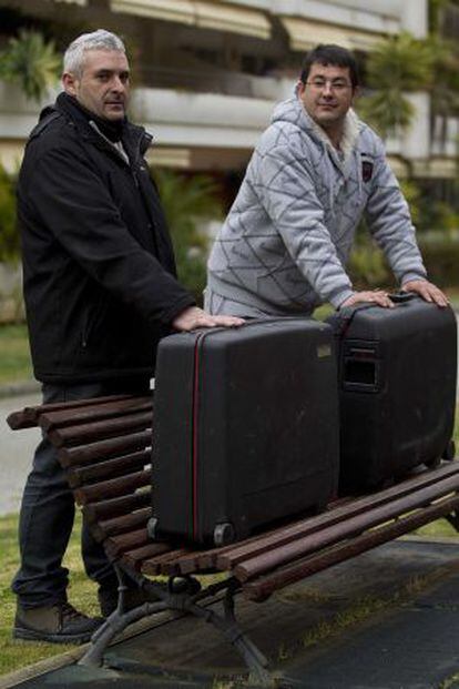 Juan González, 44 años, y Sergio Sánchez, 33, han dado clases de noruego durante cuatro meses y en marzo empiezan a trabajar a 100 kilómetros de Oslo.