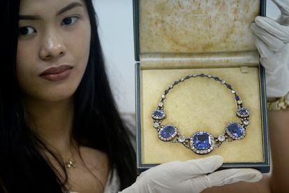 El presidente Duterte ha autorizado la subasta de las joyas incautadas a la viuda de Ferdinand Marcos.