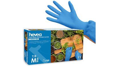 Unos buenos guantes, ligeros y flexibles, para no mancharnos las manos de suciedad ni causar arañazos inesperados.