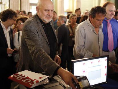 Antón Reixa, en la asamblea general de socios de la SGAE celebrada ayer en Madrid.