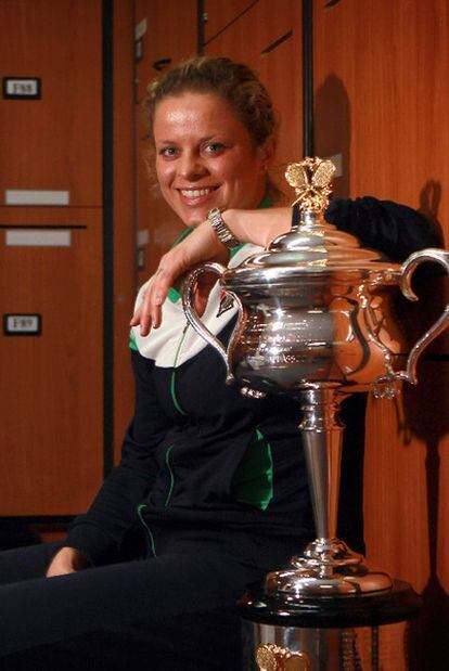 Kim Clijsters, con el trofeo.