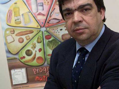 Javier Aranceta, en su despacho municipal en Bilbao.