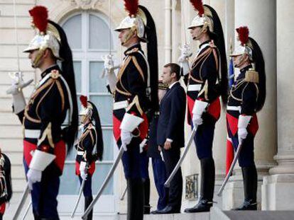 La reforma del mercado del empleo es la primera gran prueba de un presidente que quiere transformar Francia