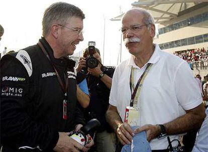El patrón de Brawn GP y el director de Daimler, durante el GP de Abu Dhabi