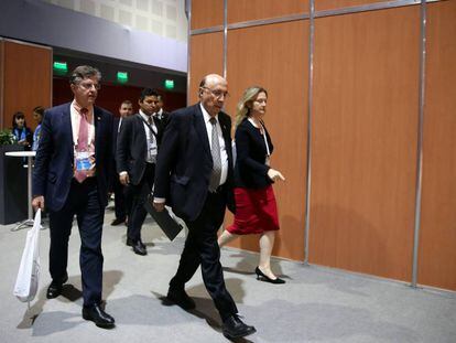 El ministro de Hacienda de Brasil, Henrique Meirelles, arriba a la cumbre del G-20 que se realiza entre hoy y mañana en Buenos Aires.