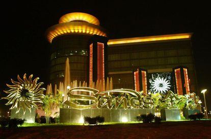 Complejo de Las Vegas Sand en la península de Macao (China). Fue diseñado por Paul Steelman y se compone de un casino 21.275 metros cuadrados.
