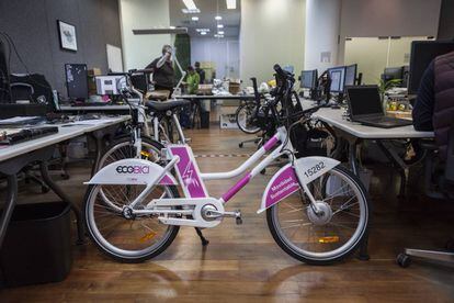 La bicicleta eléctrica de la Ciudad de México, en el laboratorio de Vectro Bikes.