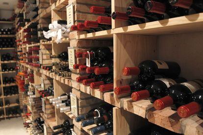 La oferta de vinos propios incluye las denominaciones de Rueda y ribera del Duero