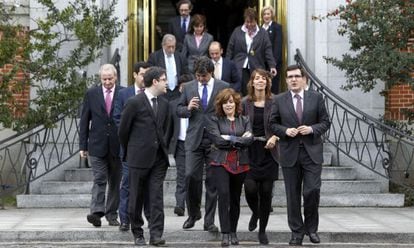 La vicepresidenta del Gobierno, Soraya Sáenz de Santamaría, con los secretarios de Estado y subsecretarios.