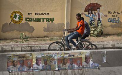 Carteles del presidente Goodluck Jonathan en Kano.