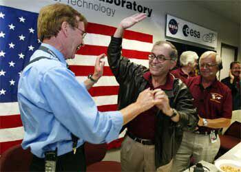 La alegría inundaba el laboratorio de la NASA en California.