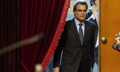 El presidente de la Generalitat y de Convergència, Artur Mas, entrando en el plenario del Parlament.