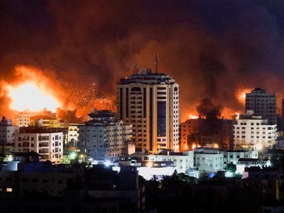 Ataque de Israel sobre Gaza, el lunes.