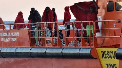 Inmigrantes rescatados en diciembre en Andalucía.
