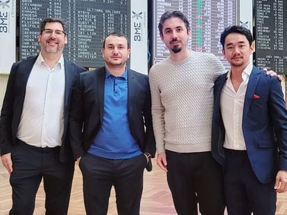 Pablo Casadío, responsable de Finanzas de Bit2Me; Andrei Manuel, cofundador y jefe de Operaciones, Leif Ferreira, cofundador y CEO, y Koh Onozawa, coCEO.