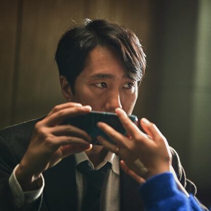 Park Hae-Il (izquierda) y Tang Wei, en 'Decision to Leave'.