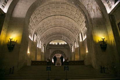 Interior de la basílica del Valle de Cuelgamueros, en octubre.