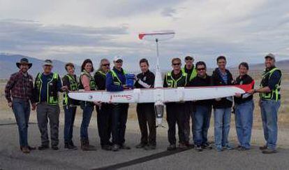 El equipo que investiga con el dron Savant cómo provocar la lluvia en el Desierto de Nevada (EE UU)