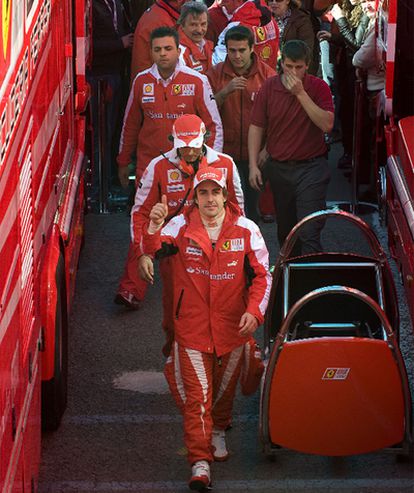 Alonso y su equipo