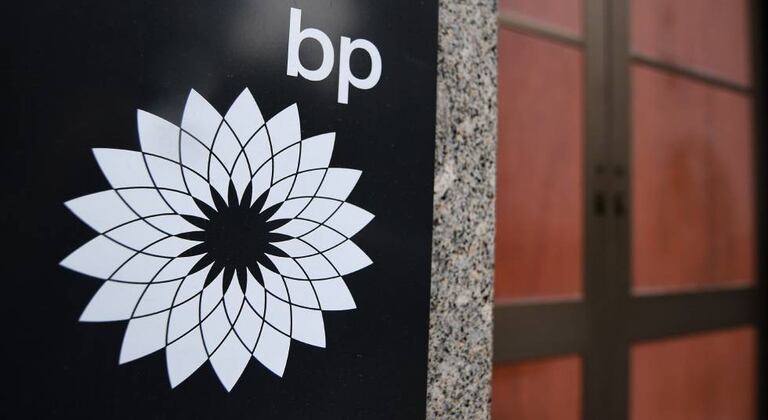 Entrada de las oficinas centrales de la petrolera BP en Londres.