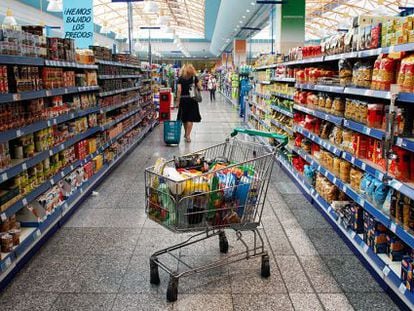 Interior de un supermercado en Madrid. 